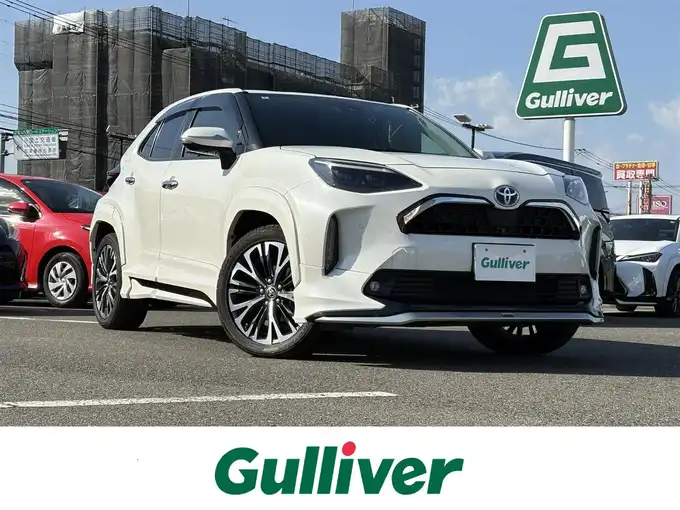 新着情報“ヤリスクロスハイブリッドZ”2020年式ホワイトパールクリスタルシャイン入荷しました！