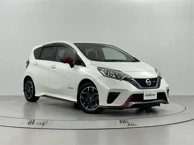 新着情報“ノートe－パワーニスモ”2017年式パール入荷しました！