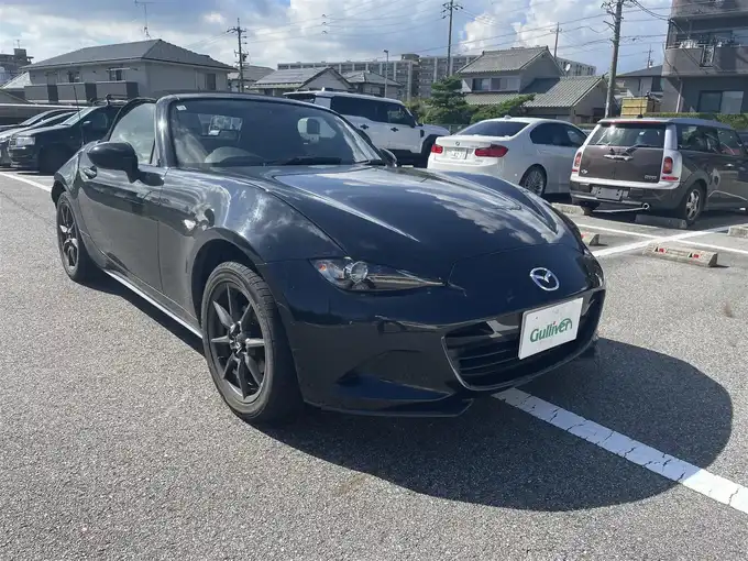 新着情報“ロードスターSスペシャルパッケージ”2015年式ジェットブラックマイカ入荷しました！