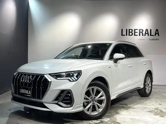 新着情報“Ｑ３35TDIクワトロ Sライン”2020年式パール入荷しました！