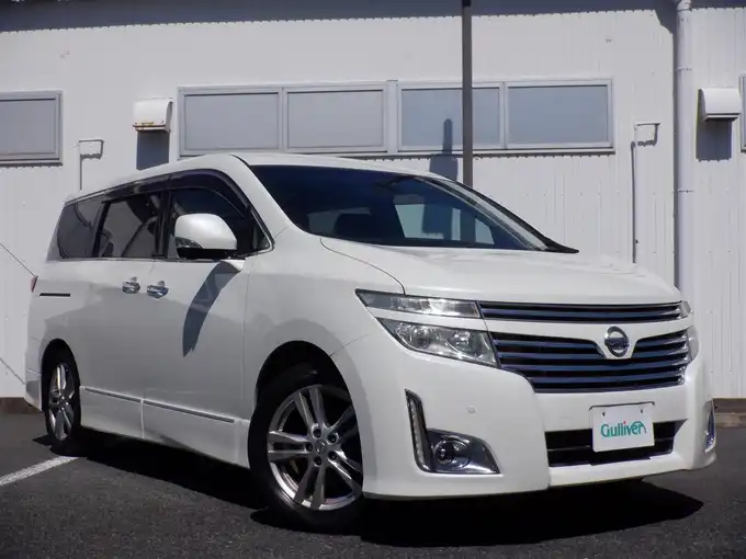 新着情報“エルグランド250ハイウェイスター”2010年式ブリリアントホワイトパール入荷しました！