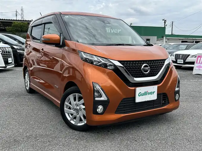 新着情報“デイズハイウェイスター X”2020年式プレミアムサンシャインオレンジ入荷しました！