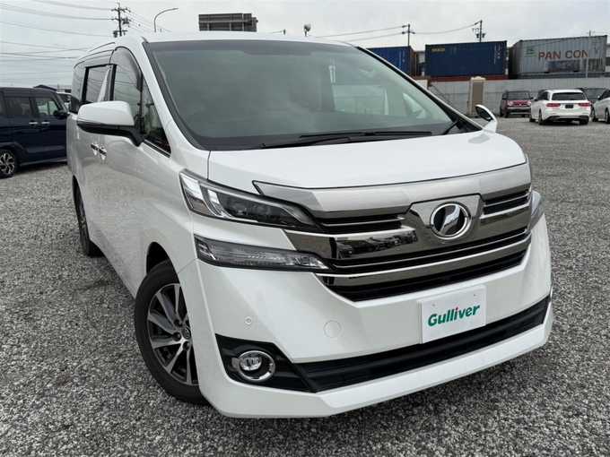 新着情報“ヴェルファイア2．5V”2016年式ホワイトパールクリスタルシャイン入荷しました！