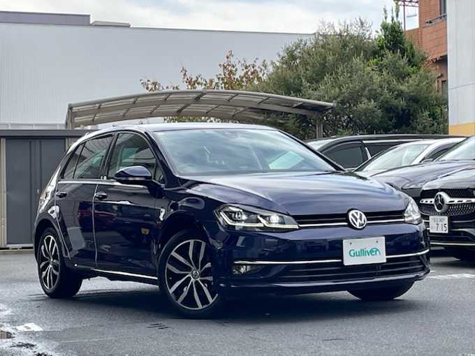 新着情報“ゴルフTSIハイライン テックエディション”2019年式アトランティックブルーM入荷しました！