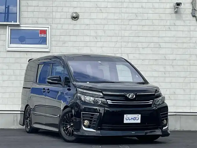 新着情報“ヴォクシーZS”2014年式ブラック入荷しました！