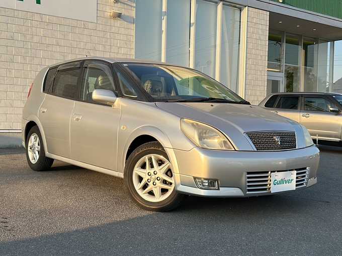 新着情報“オーパi”2004年式シルバーM入荷しました！
