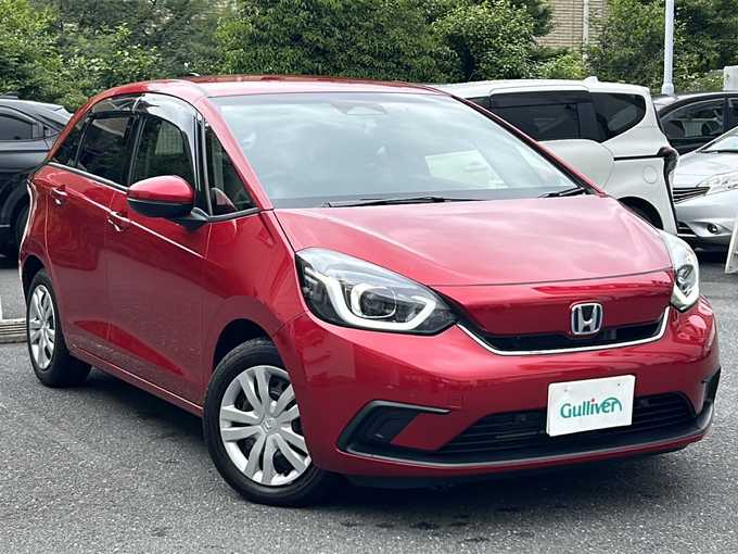 新着情報“フィットe:HEVホーム”2020年式プレミアムクリスタルレッドM入荷しました！
