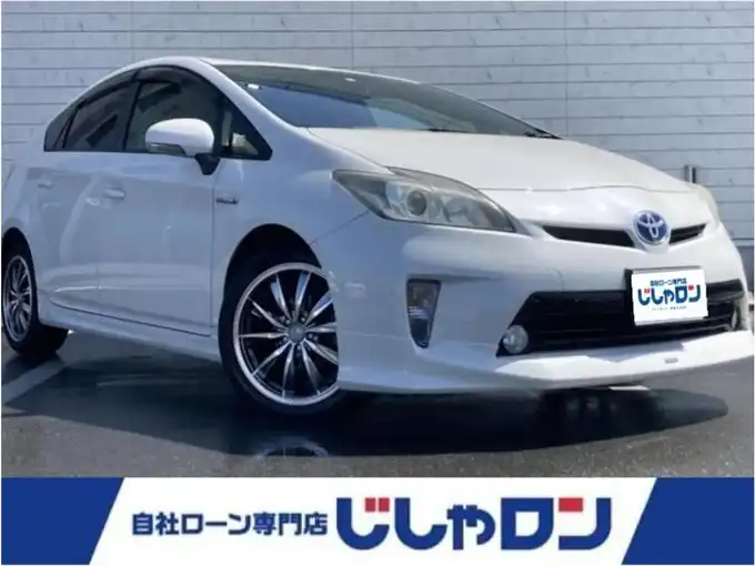 新着情報“プリウスS”2012年式ホワイトパールクリスタルシャイン入荷しました！