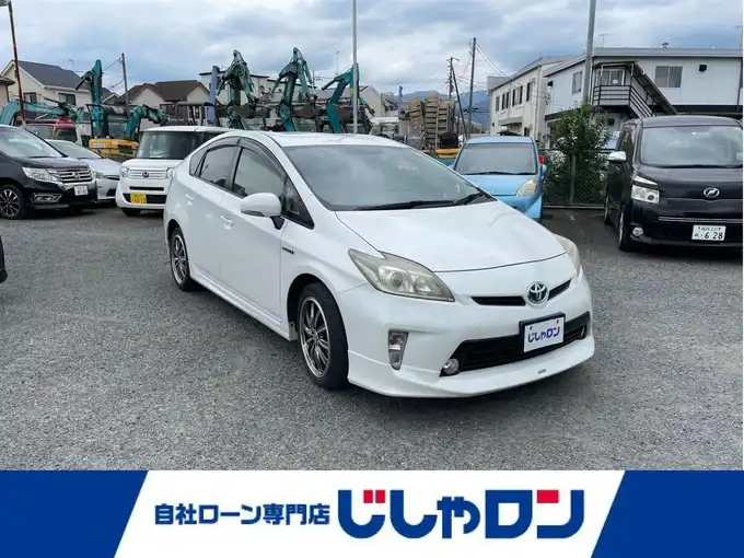 新着情報“プリウスS”2012年式ホワイトパールクリスタルシャイン入荷しました！