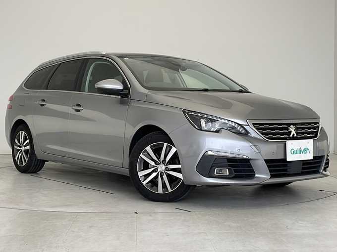 新着情報“３０８SW アリュール ブルーHDi”2019年式シルバー入荷しました！