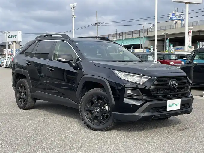 新着情報“ＲＡＶ４アドベンチャー オフロードパッケージⅡ”2024年式アティチュードブラックマイカ入荷しました！