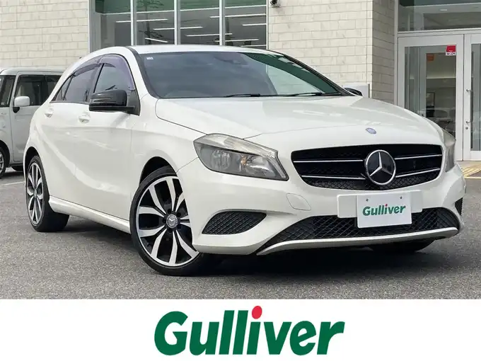 新着情報“ＡクラスA180 スポーツ”2013年式カルサイトホワイト入荷しました！