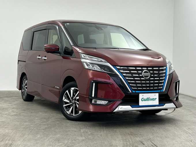 新着情報“セレナe－パワー ハイウェイスターV”2021年式マルーンレッド入荷しました！