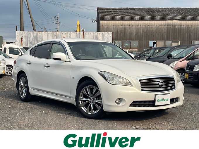 新着情報“フーガ250GT”2014年式クリスタルホワイトパール入荷しました！