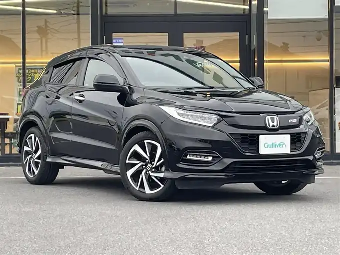 新着情報“ヴェゼルRS・ホンダセンシング”2019年式クリスタルブラックパール入荷しました！