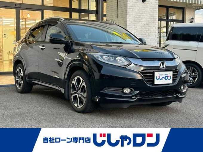 新着情報“ヴェゼルハイブリッドZ”2015年式クリスタルブラックパール入荷しました！