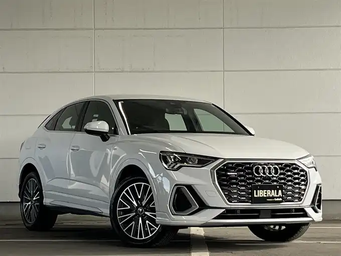 新着情報“Ｑ３スポーツバック35TDIクワトロ Sライン”2020年式白入荷しました！