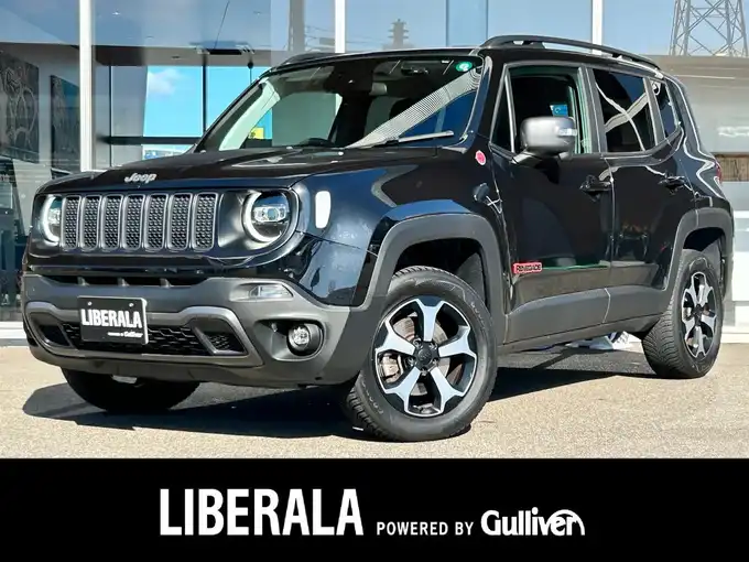 新着情報“ジープ・レネゲードトレイルホーク”2021年式黒入荷しました！