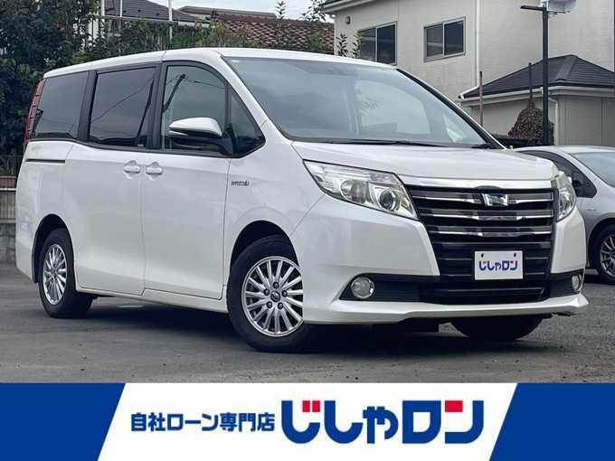 新着情報“ノアハイブリッドX”2014年式ホワイトパールクリスタルシャイン入荷しました！