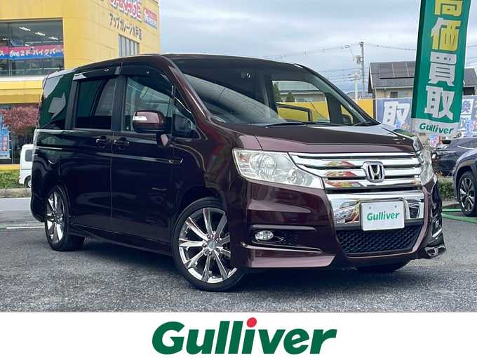 新着情報“ステップワゴンスパーダS”2011年式ディープボルドーパール入荷しました！