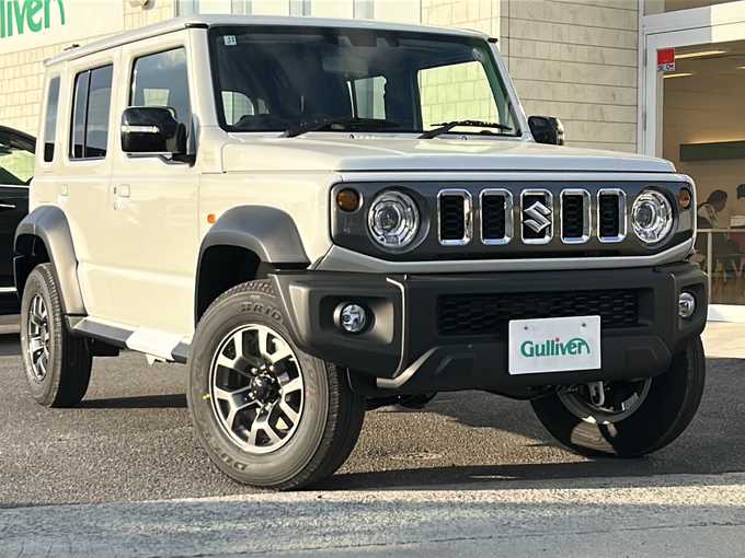 新着情報“ジムニーノマドFC”2025年式アークティックホワイトパール入荷しました！