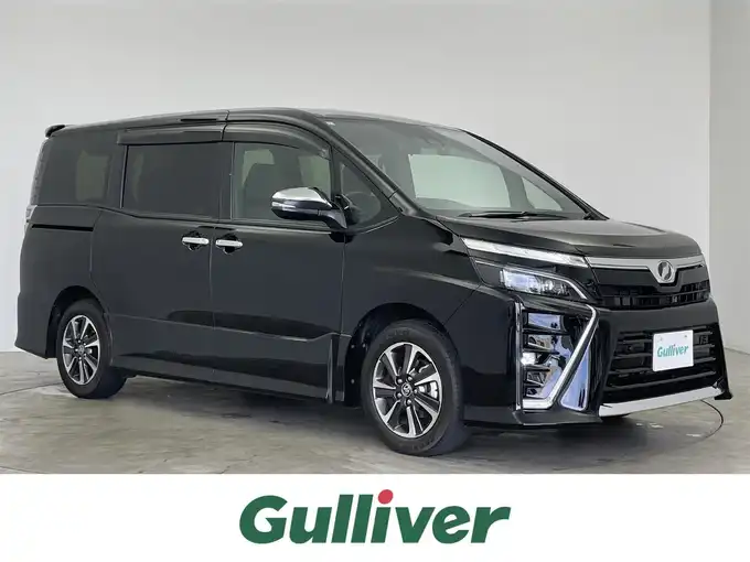新着情報“ヴォクシーZS”2020年式ブラック入荷しました！