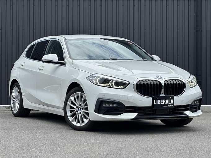 新着情報“１シリーズ118d プレイ エディションジョイ+”2021年式アルピンホワイトⅢ入荷しました！