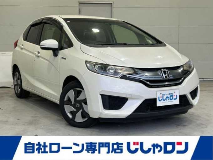 新着情報“フィットハイブリッドハイブリッド・Lパッケージ”2014年式プレミアムホワイトパール入荷しました！
