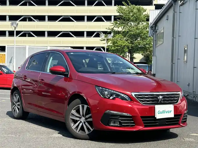 新着情報“３０８アリュール ブルーHDi”2020年式赤入荷しました！