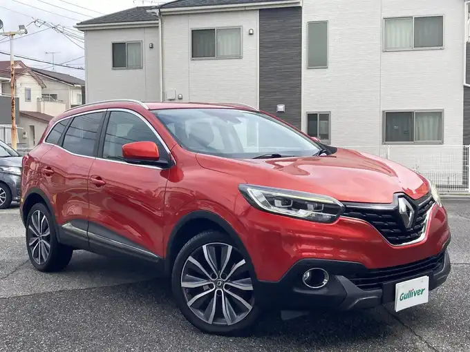 新着情報“カジャーインテンス”2019年式赤入荷しました！