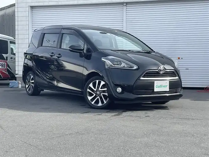 新着情報“シエンタG クエロ”2018年式ブラックマイカ入荷しました！