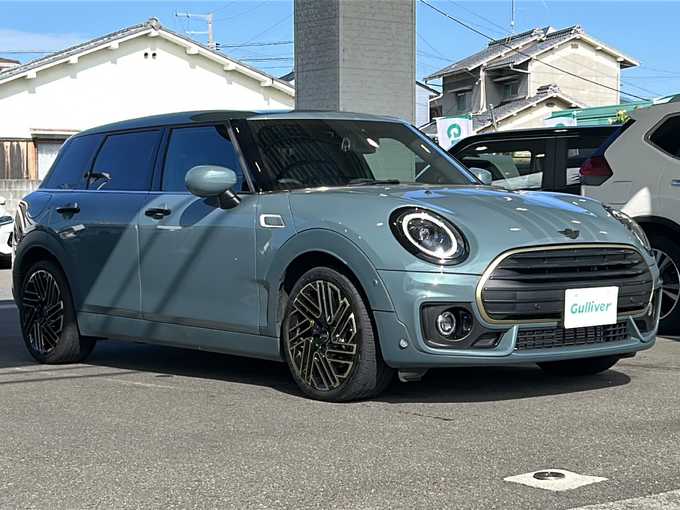 新着情報“ＭＩＮＩクーパーD クラブマン ブリック・レーン・エディション”2023年式セージグリーンメタリック入荷しました！