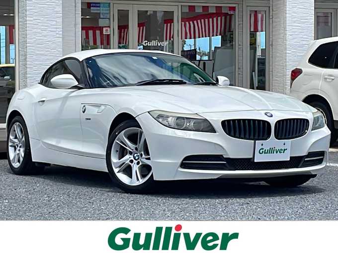新着情報“Ｚ４sDrive23iスタイル・エッセンス”2010年式アルピンホワイトⅢ入荷しました！