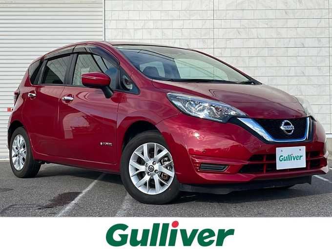 新着情報“ノートe－パワー X FOUR”2019年式ガーネットレッド入荷しました！