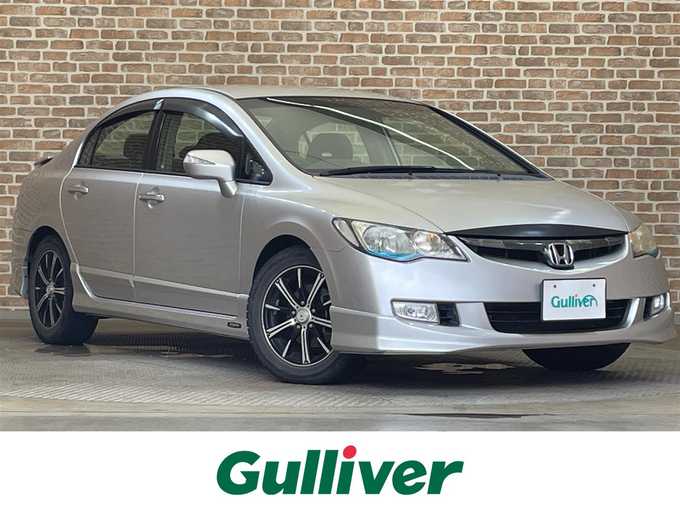新着情報“シビック1．8GL”2006年式スーパープラチナメタリック入荷しました！