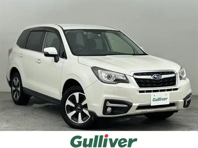 新着情報“フォレスターS－リミテッド”2017年式クリスタルホワイトP入荷しました！