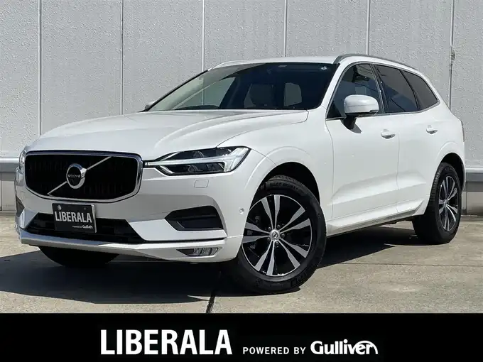 新着情報“ＸＣ６０D4 AWD モーメンタム”2020年式パール入荷しました！