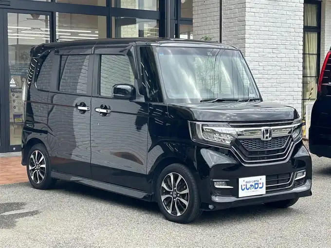 新着情報“Ｎ－ＢＯＸカスタムG・Lホンダセンシング”2017年式クリスタルブラックパール入荷しました！