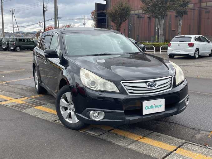 新着情報“レガシィアウトバック2．5iアイサイト”2012年式クリスタルブラックシリカ入荷しました！