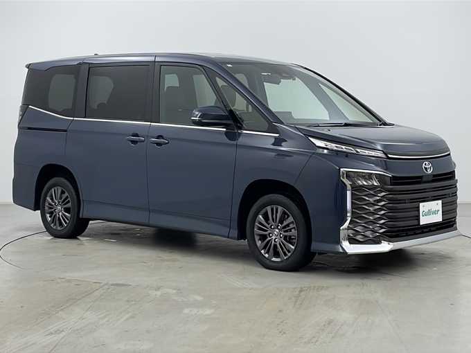 新着情報“ヴォクシーハイブリッドS－Z”2024年式マッシブグレー入荷しました！