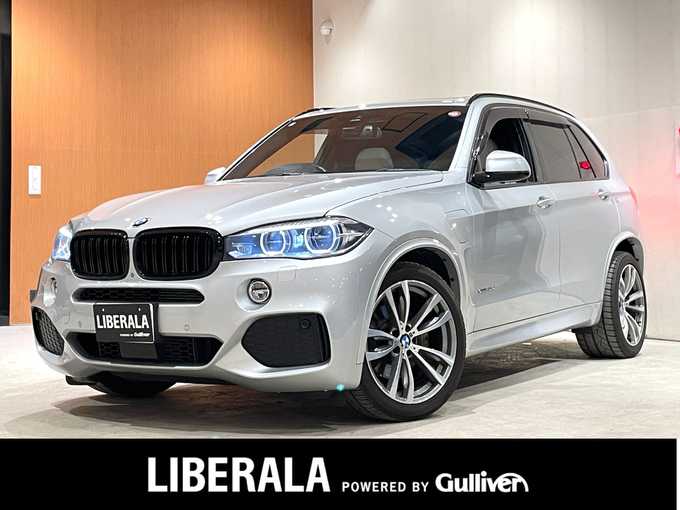 新着情報“Ｘ５xDrive 40e Mスポーツ”2016年式グレイシャーシルバー入荷しました！