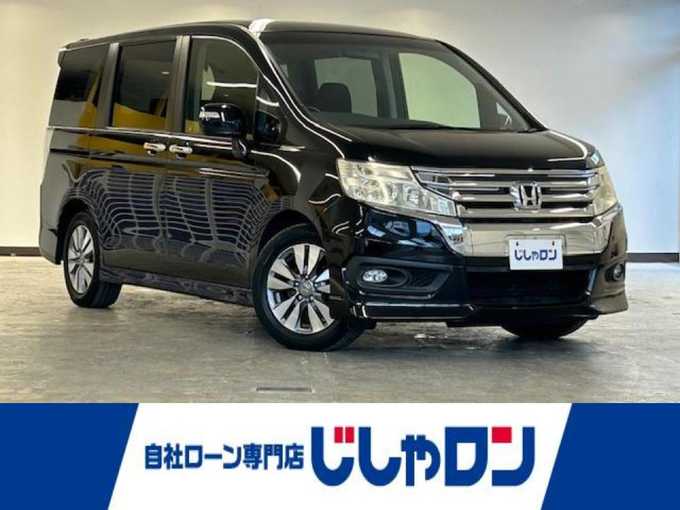 新着情報“ステップワゴンスパーダZ”2013年式プレミアムスパークルブラックパール入荷しました！