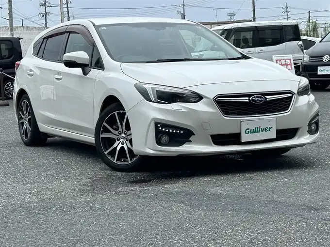 新着情報“インプレッサスポーツ2．0i－Lアイサイト”2017年式クリスタルホワイトP入荷しました！