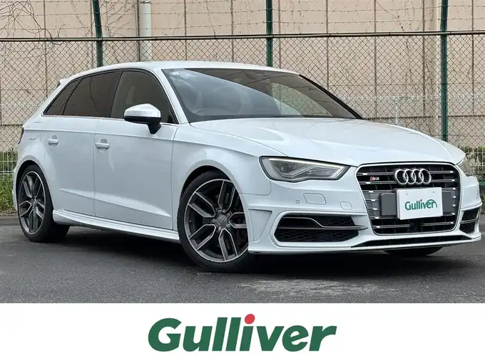 新着情報“Ｓ３スポーツバック”2015年式白入荷しました！