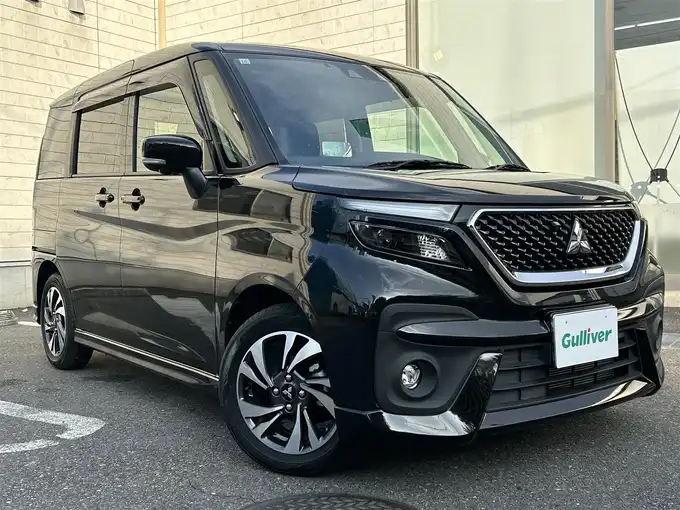 新着情報“デリカＤ：２カスタムハイブリッドMV 全方位カメラ付ナビパッケージ”2023年式スーパーブラックP入荷しました！