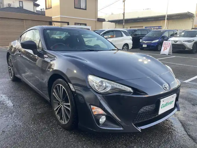 新着情報“８６GT”2012年式ダークグレーメタリック入荷しました！