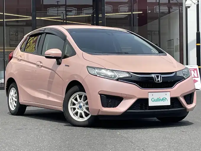 新着情報“フィットハイブリッドハイブリッド・特別仕様車Fパッケージ コンフォートエディション”2016年式プレミアムピンクP入荷しました！