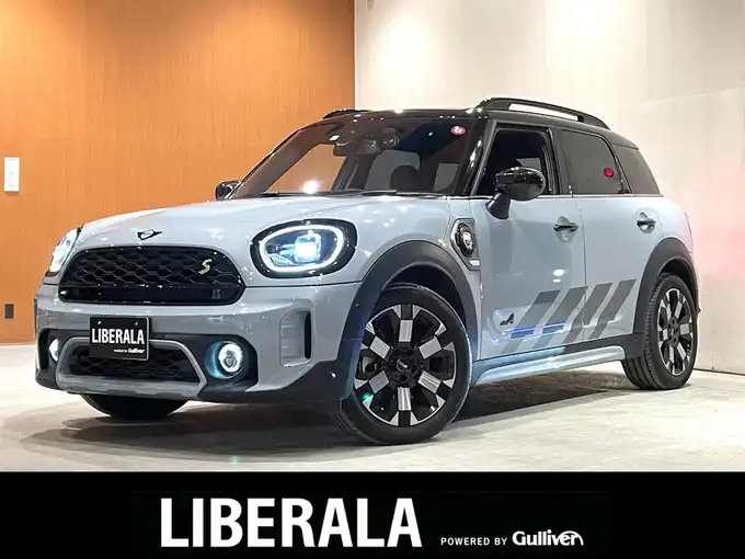 新着情報“ＭＩＮＩクーパーS E クロスオーバー オール4 アンテイムド・エディション”2022年式モメンタムグレー入荷しました！