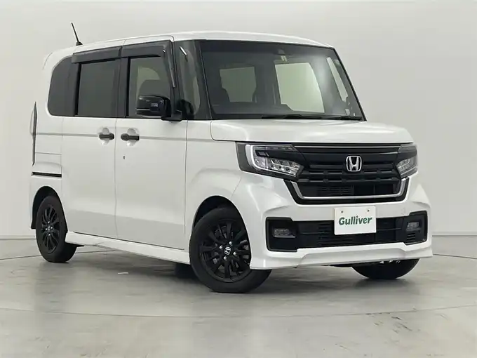 新着情報“Ｎ－ＢＯＸカスタムL特別仕様車スタイル+ブラック”2022年式プラチナホワイトパール入荷しました！