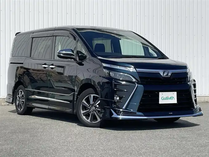 新着情報“ヴォクシーZS 煌Ⅱ”2019年式ブラッキッシュアゲハガラスフレーク入荷しました！
